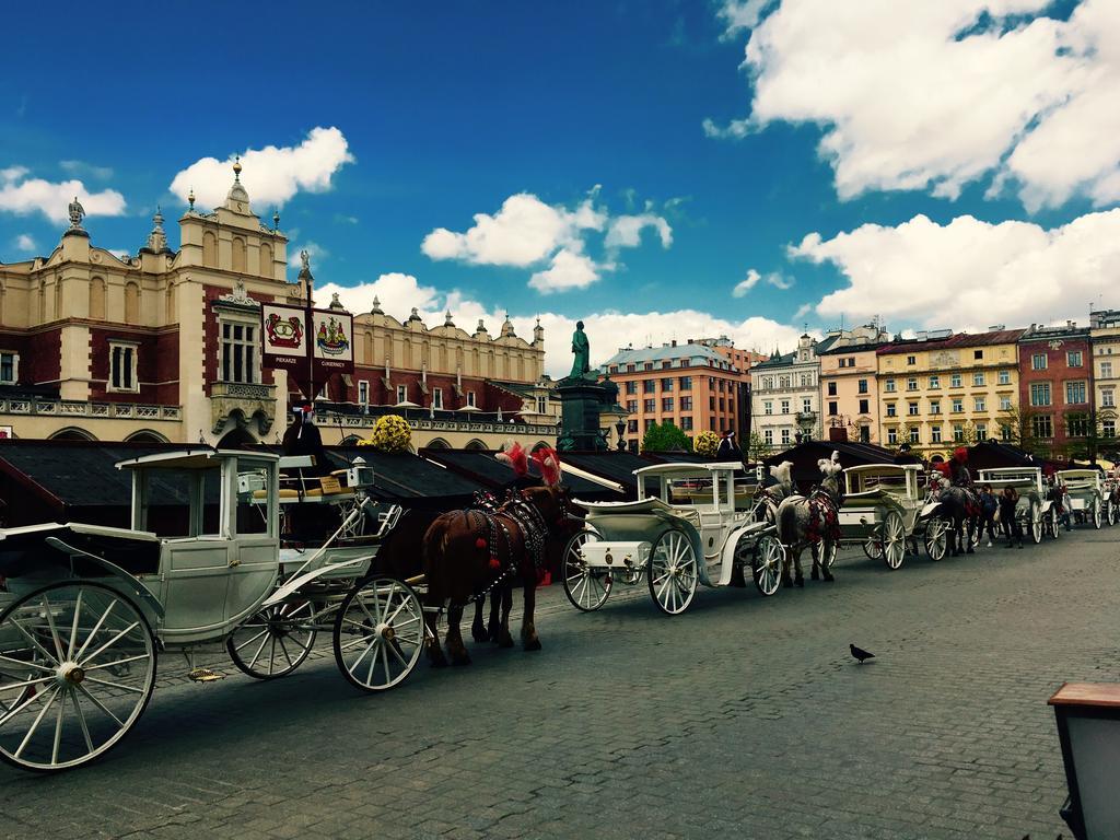 Hostel Rynek 7 Cracovia Exterior foto
