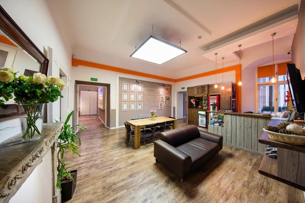 Hostel Rynek 7 Cracovia Exterior foto